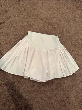 aerie White Pleated Skort